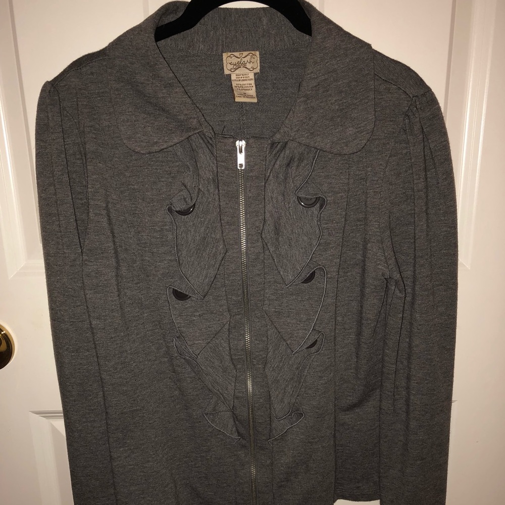 Light weight sweater